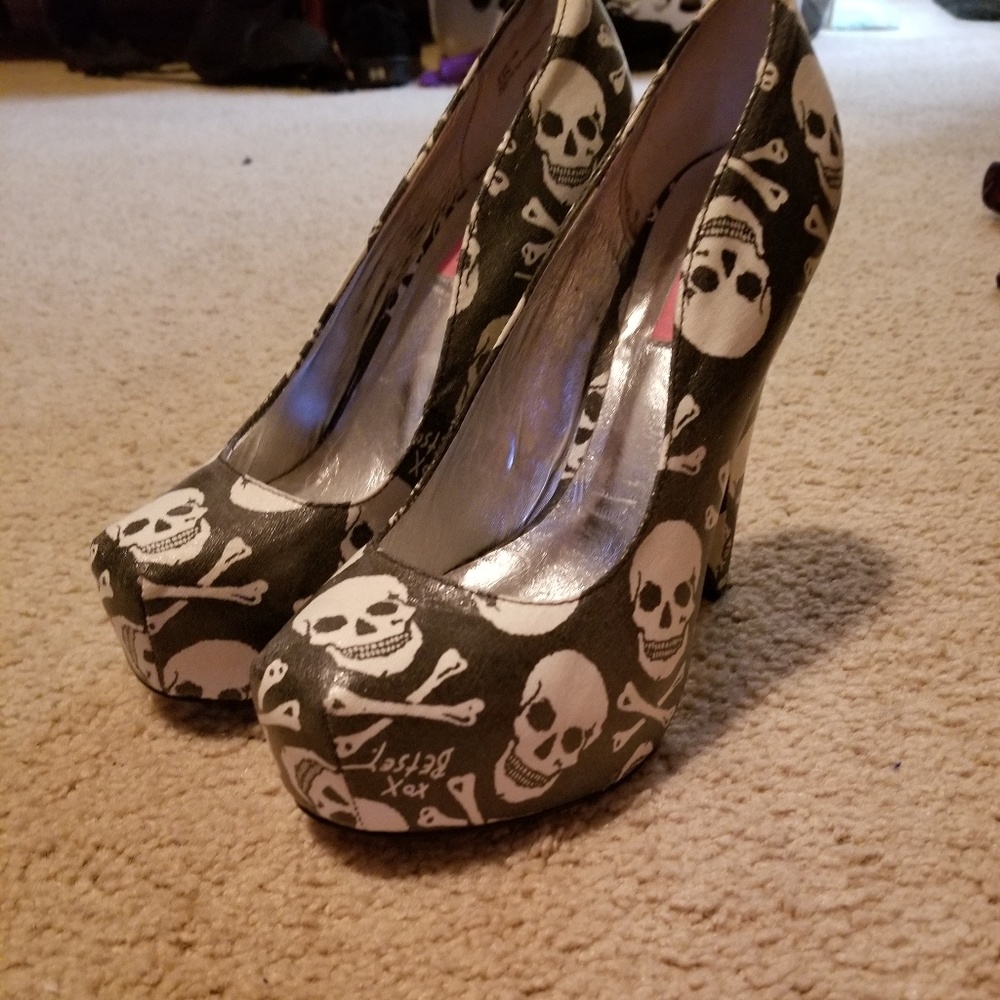 Betsey johnson heels